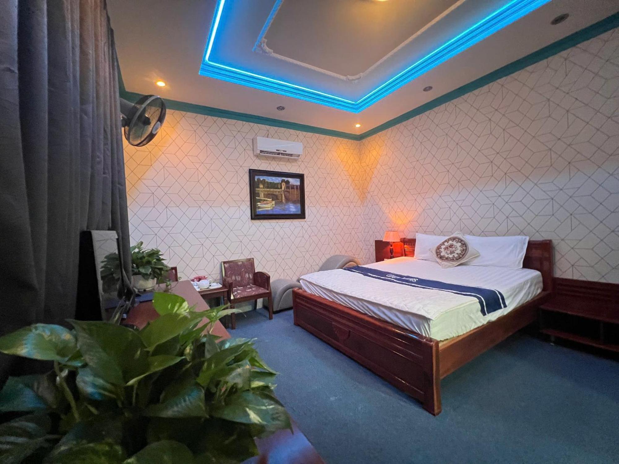 Phi Long 2 Hotel Thu Dau Mot Exterior foto